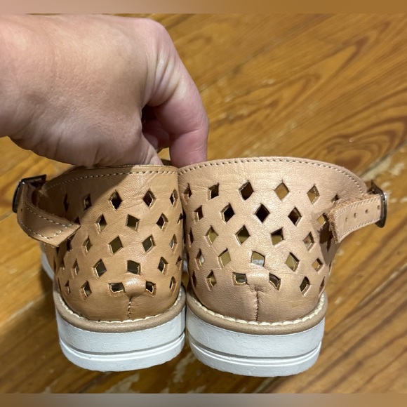 Macarena Collection Women’s Sandals - Picture 3 of 6